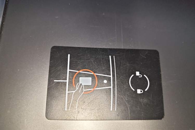 Used Tesla Model 3 2022 Rear-Wheel-Drive Version Vehicle Key