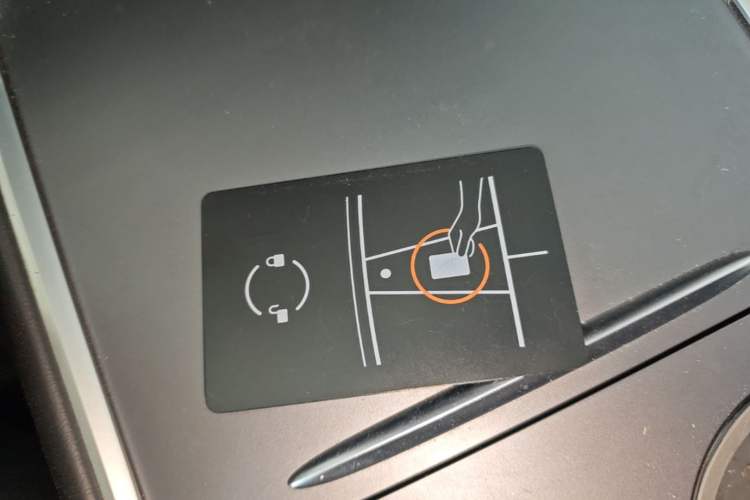 Used Tesla Model 3 2022 Rear-Wheel-Drive Version Vehicle Key