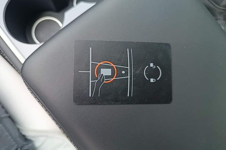 Used Tesla Model 3 2022 Performance High-Performance All-Wheel-Drive Version Vehicle Key