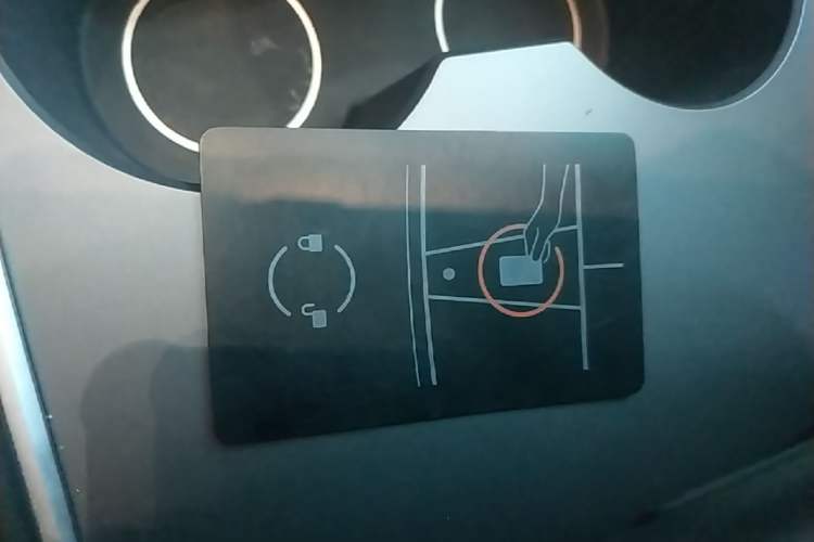Used Tesla Model 3 2022 Rear-Wheel-Drive Version Vehicle Key