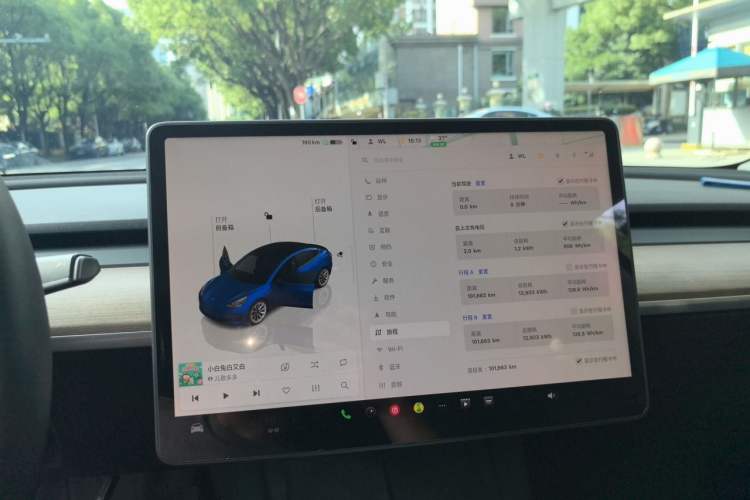 Used Tesla Model 3 2022 Rear-Wheel-Drive Version Audio And AC Panel