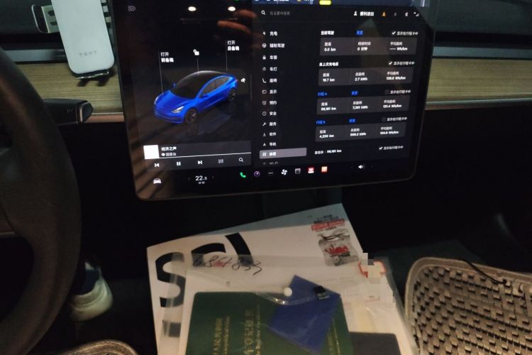 Used Tesla Model 3 2022 Rear-Wheel-Drive Version Audio And AC Panel