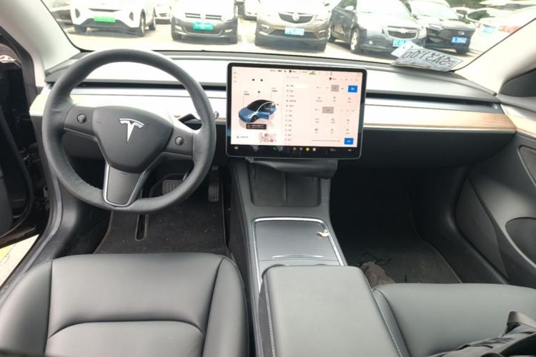 Used Tesla Model 3 2022 Rear-Wheel-Drive Version Center Console