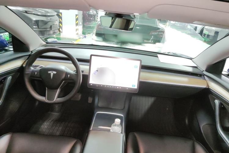Used Tesla Model 3 2022 Rear-Wheel-Drive Version Center Console