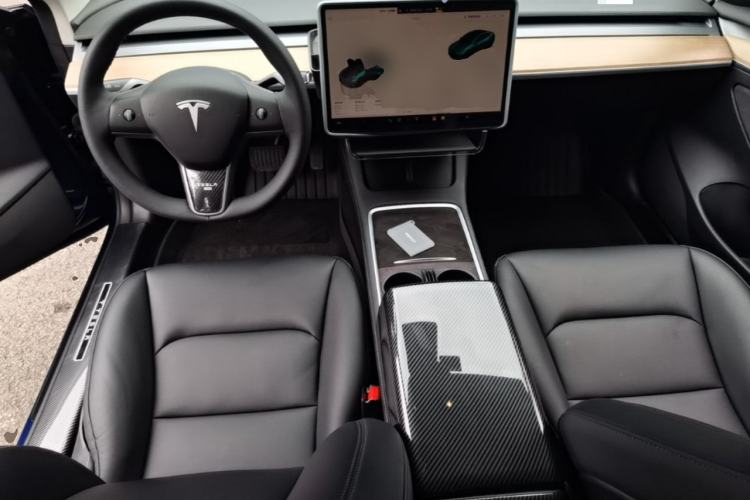Used Tesla Model 3 2022 Rear-Wheel-Drive Version Center Console