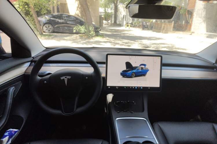 Used Tesla Model 3 2022 Rear-Wheel-Drive Version Center Console