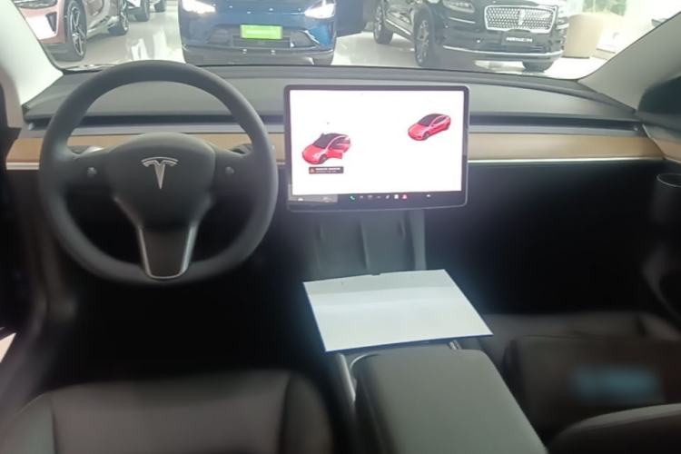 Used Tesla Model 3 2022 Rear-Wheel-Drive Version Center Console