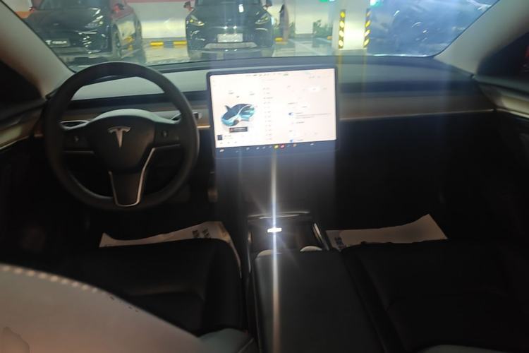Used Tesla Model 3 2022 Rear-Wheel-Drive Version Center Console