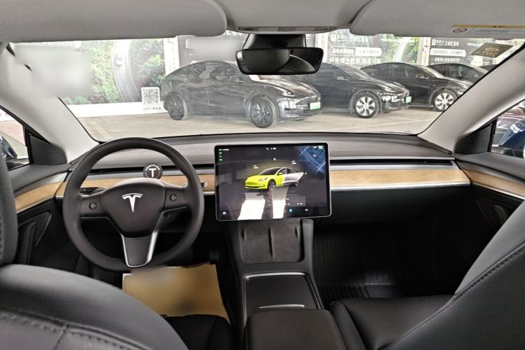 Used Tesla Model 3 2022 Rear-Wheel-Drive Version Center Console