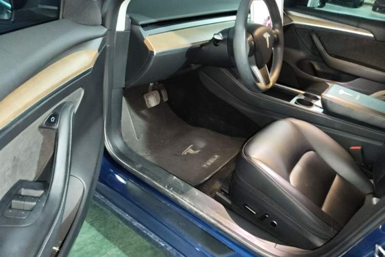 Used Tesla Model 3 2022 Rear-Wheel-Drive Version Driver Seat