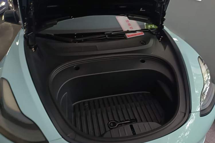Used Tesla Model 3 2022 Rear-Wheel-Drive Version Engine Bay