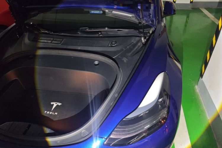 Used Tesla Model 3 2022 Rear-Wheel-Drive Version Engine Bay Left