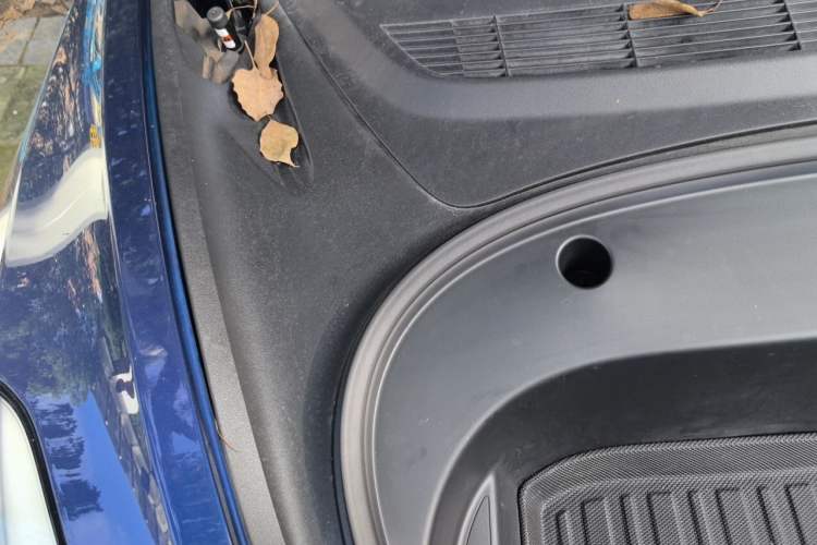 Used Tesla Model 3 2022 Rear-Wheel-Drive Version Engine Bay Right