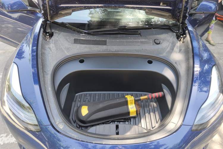 Used Tesla Model 3 2022 Rear-Wheel-Drive Version Engine Bay