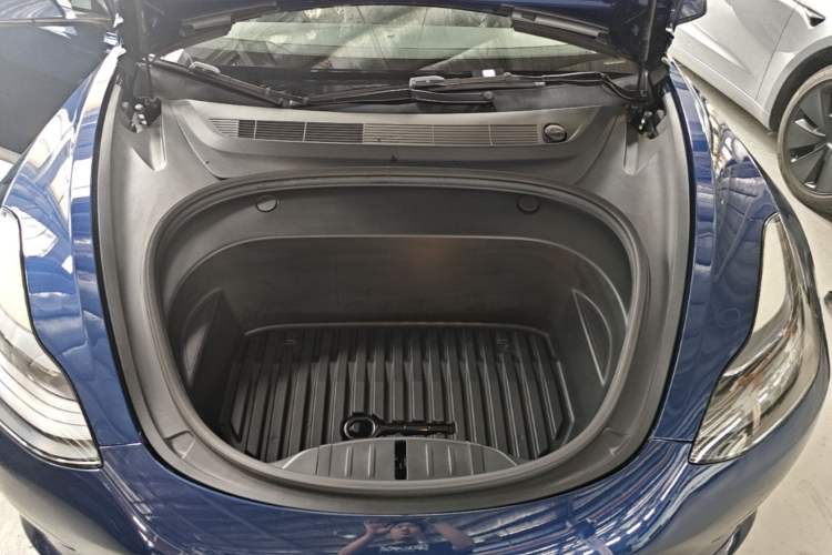 Used Tesla Model 3 2022 Rear-Wheel-Drive Version Engine Bay