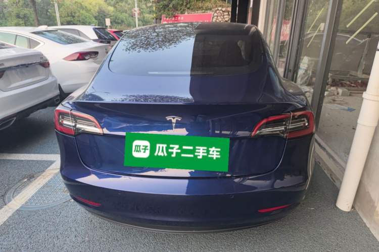 Used Tesla Model 3 2022 Rear-Wheel-Drive Version Exterior 4