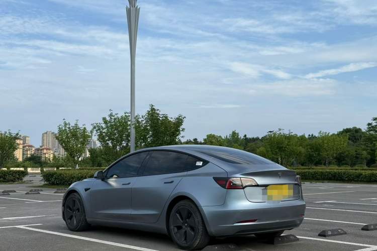 Used Tesla Model 3 2022 Rear-Wheel-Drive Version Exterior 5