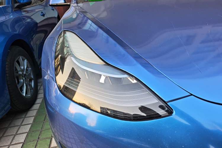 Used Tesla Model 3 2022 Rear-Wheel-Drive Version Exterior 6