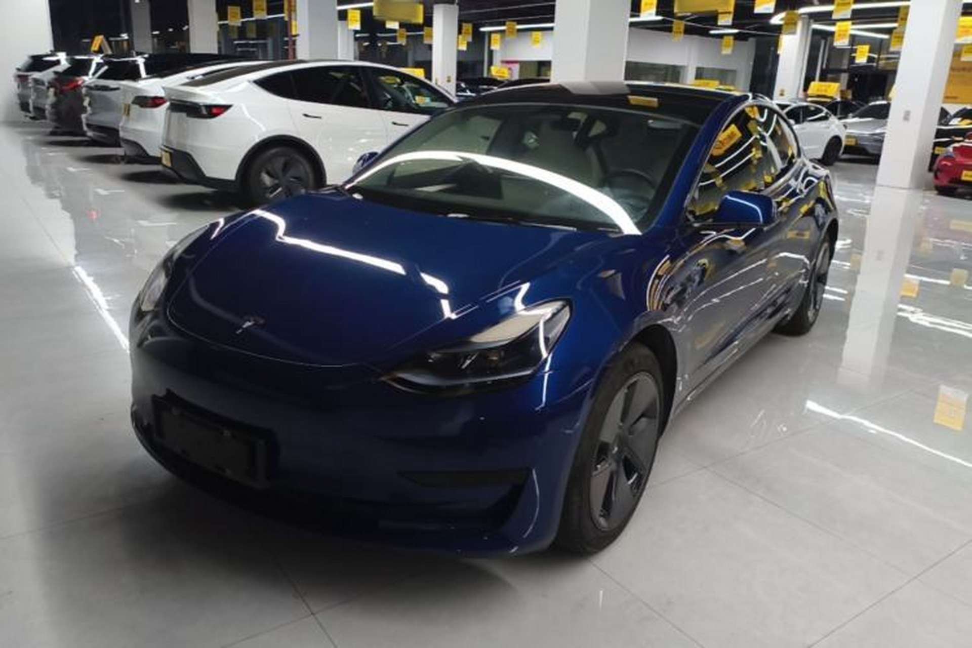 Used Tesla Model 3 2022 Rear-Wheel-Drive Version Front Left 45 Deg