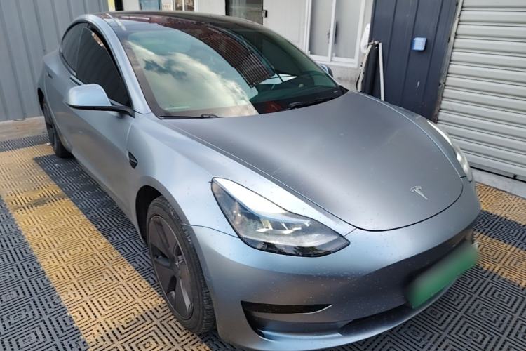 Used Tesla Model 3 2022 Rear-Wheel-Drive Version Front Right 45 Deg
