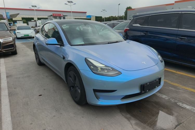 Used Tesla Model 3 2022 Rear-Wheel-Drive Version Front Right 45 Deg