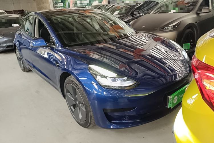 Used Tesla Model 3 2022 Rear-Wheel-Drive Version Front Right 45 Deg