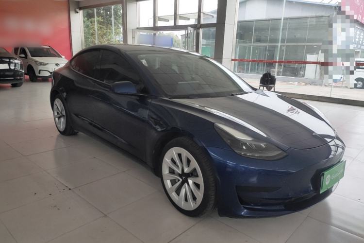 Used Tesla Model 3 2022 Rear-Wheel-Drive Version Front Right 45 Deg