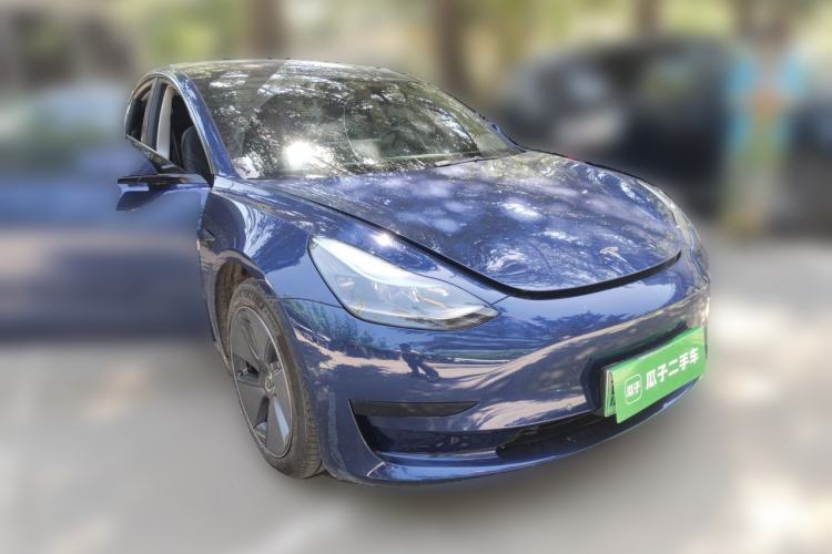 Used Tesla Model 3 2022 Rear-Wheel-Drive Version Front Right 45 Deg