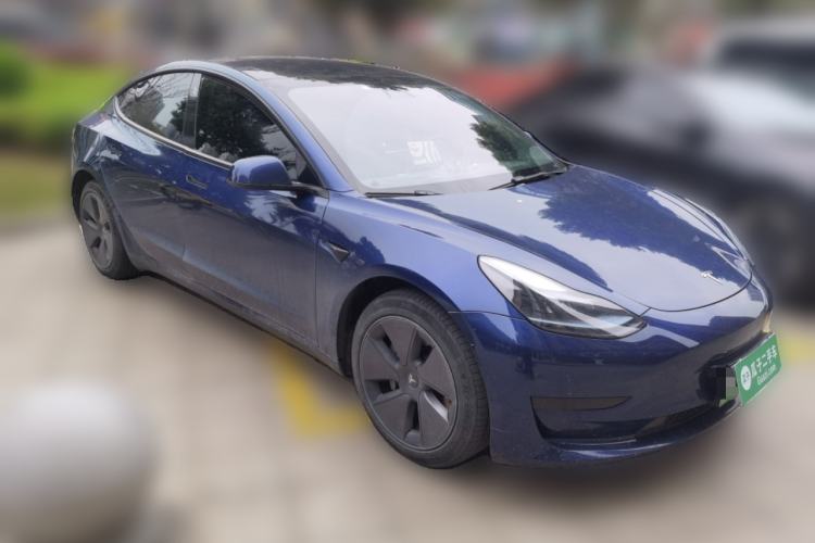 Used Tesla Model 3 2022 Rear-Wheel-Drive Version Front Right 45 Deg
