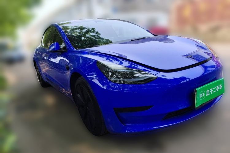 Used Tesla Model 3 2022 Rear-Wheel-Drive Version Front Right 45 Deg