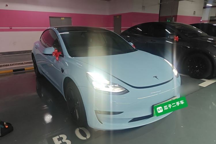 Used Tesla Model 3 2022 Rear-Wheel-Drive Version Front Right 45 Deg