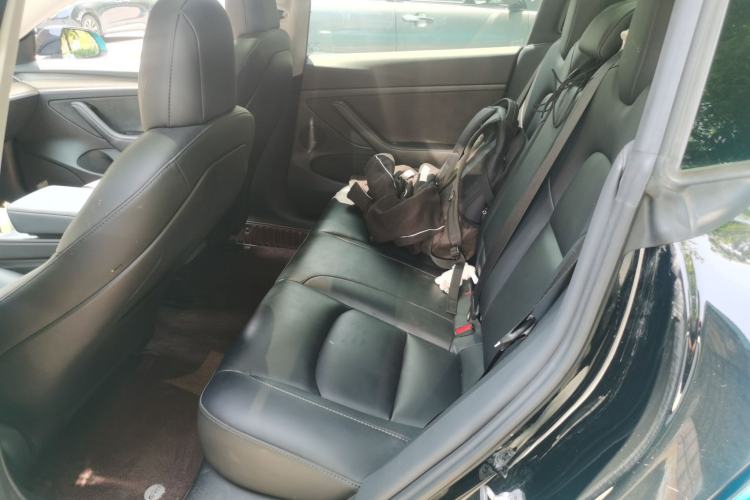Used Tesla Model 3 2022 Rear-Wheel-Drive Version Interior 4