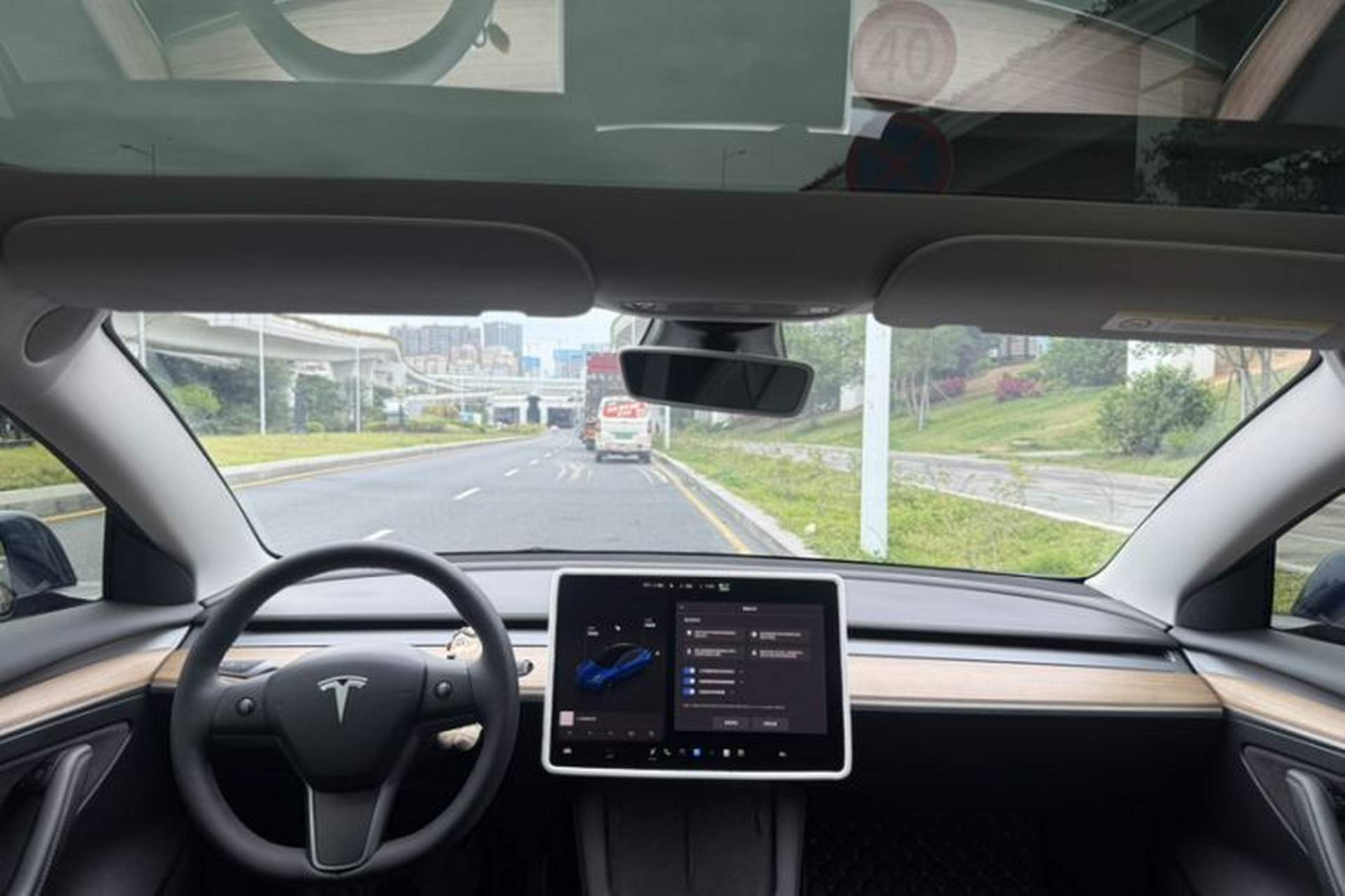 Used Tesla Model 3 2022 Rear-Wheel-Drive Version Interior 5