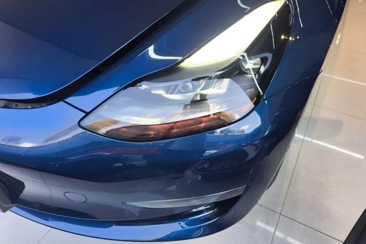 Used Tesla Model 3 2022 Performance High-Performance All-Wheel-Drive Version Left Front Headlight