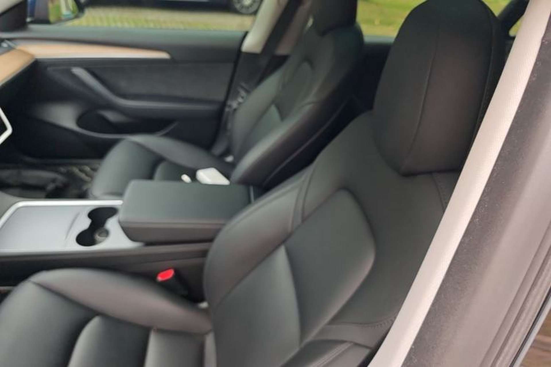 Used Tesla Model 3 2022 Rear-Wheel-Drive Version Left Front Seat