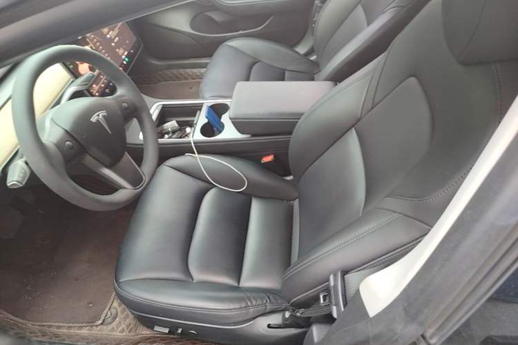 Used Tesla Model 3 2022 Rear-Wheel-Drive Version Left Front Seat