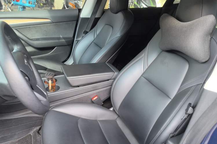 Used Tesla Model 3 2022 Rear-Wheel-Drive Version Left Front Seat