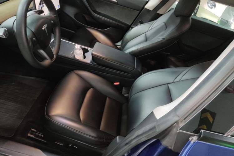 Used Tesla Model 3 2022 Rear-Wheel-Drive Version Left Front Seat