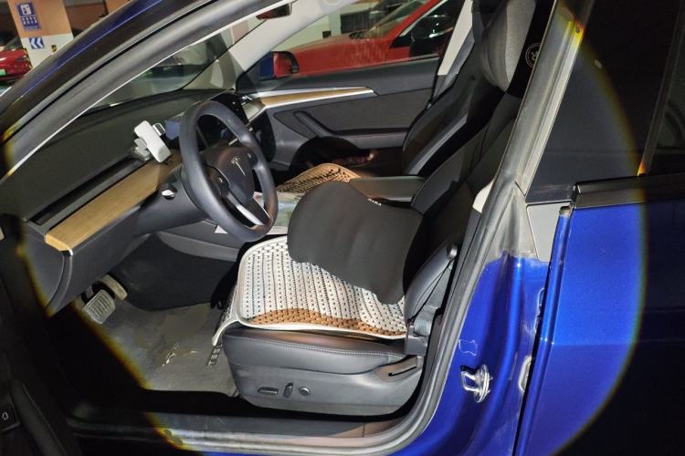Used Tesla Model 3 2022 Rear-Wheel-Drive Version Left Front Seat