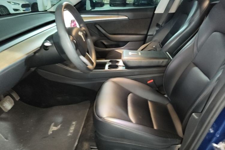 Used Tesla Model 3 2022 Rear-Wheel-Drive Version Left Front Seat
