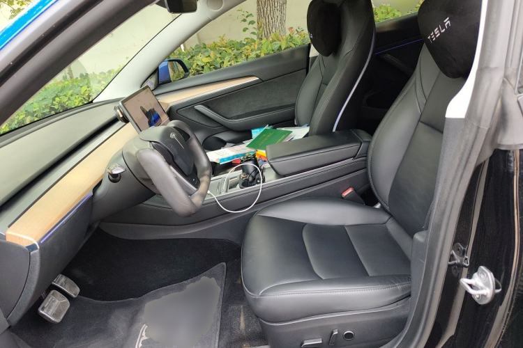 Used Tesla Model 3 2022 Rear-Wheel-Drive Version Left Front Seat