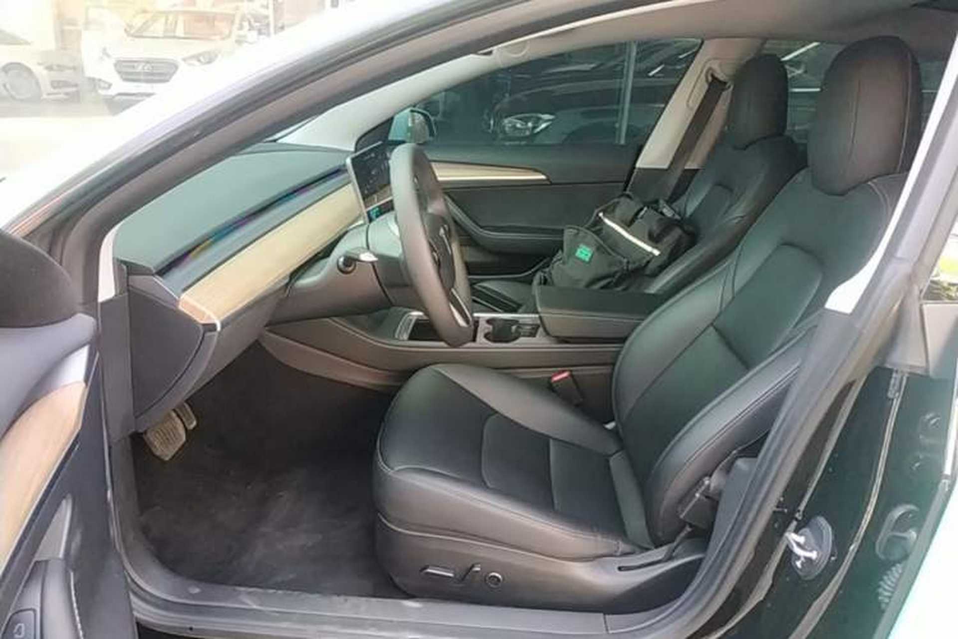 Used Tesla Model 3 2022 Rear-Wheel-Drive Version Left Front Seat