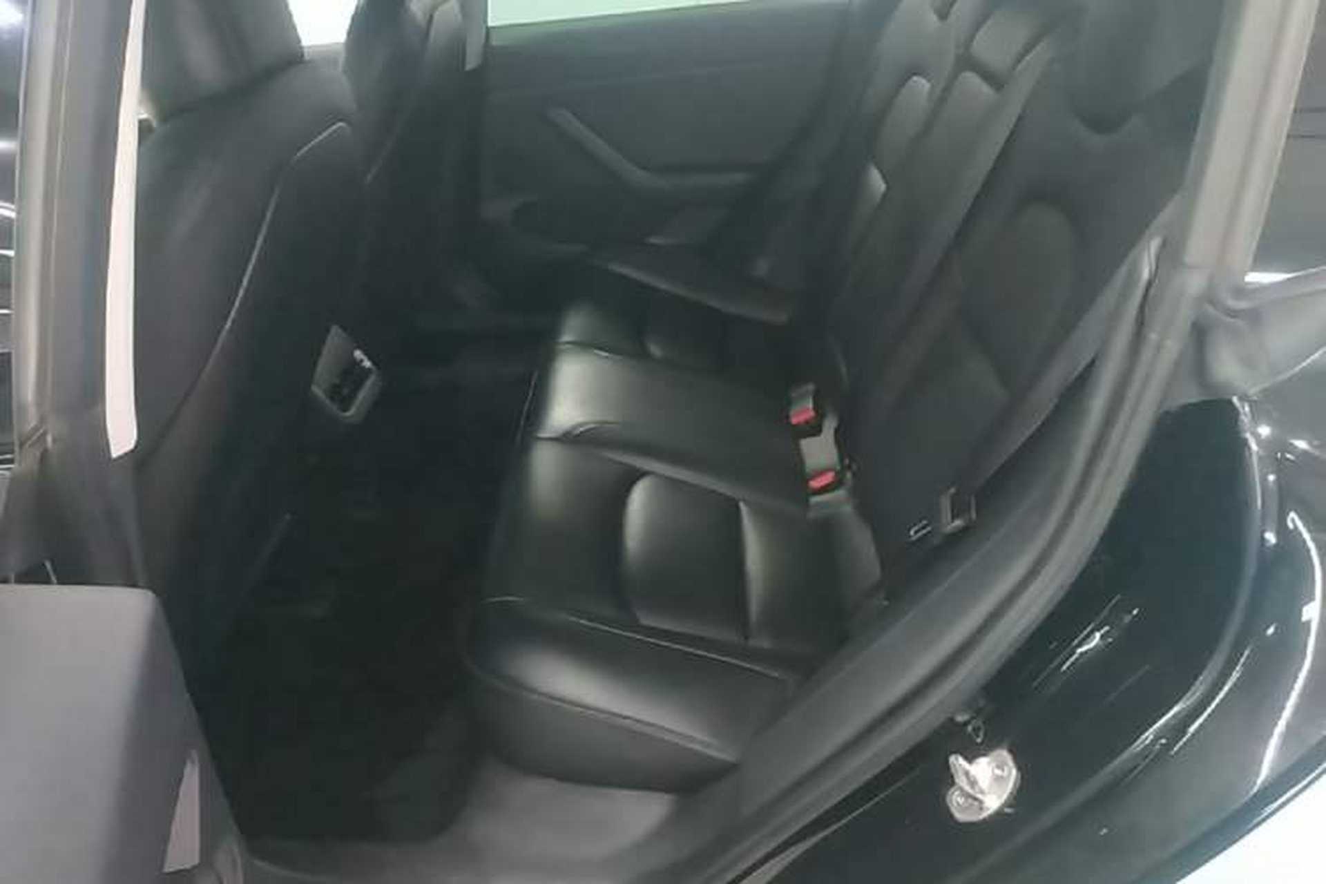 Used Tesla Model 3 2022 Rear-Wheel-Drive Version Left Rear Seat