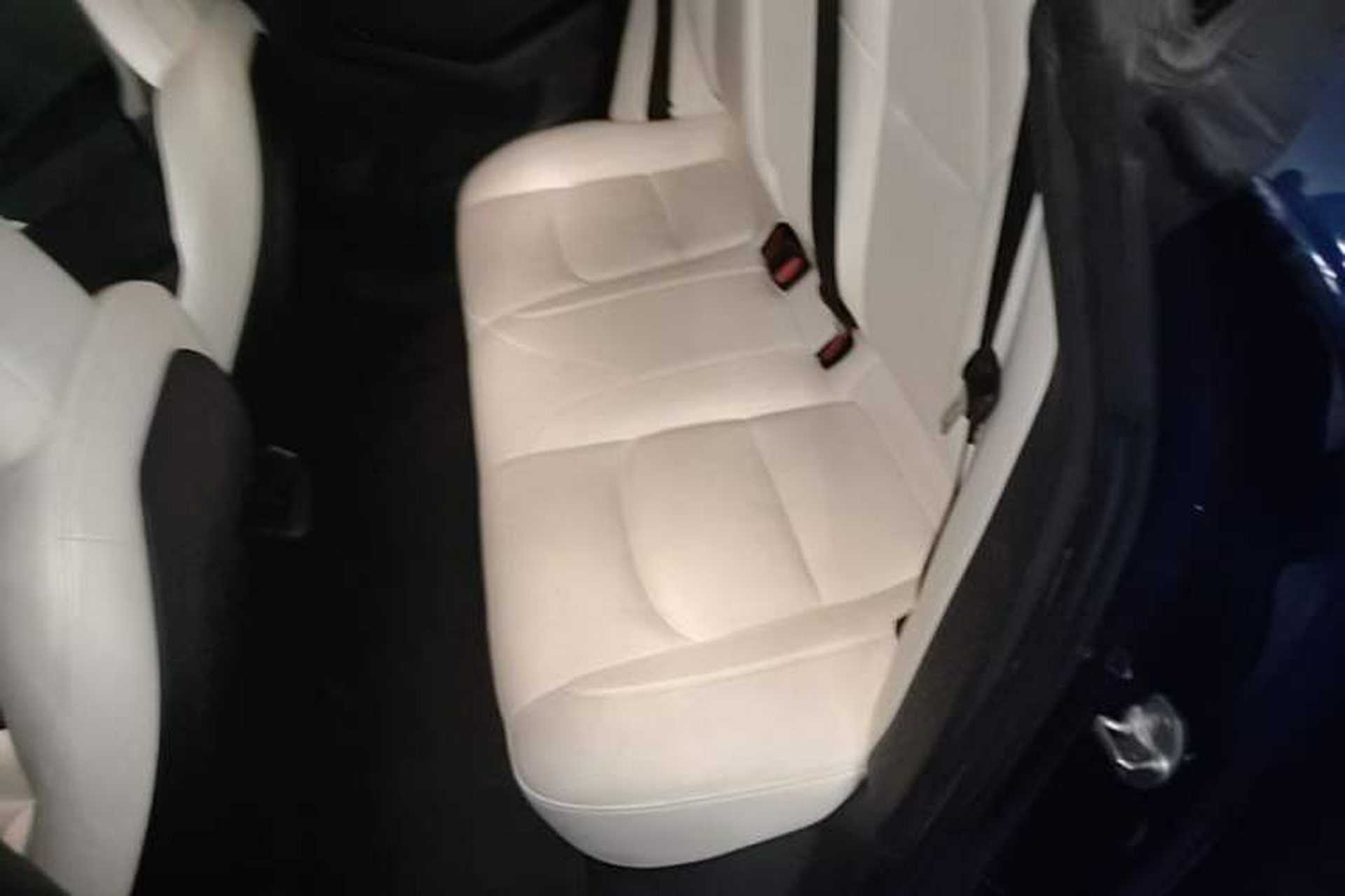 Used Tesla Model 3 2022 Performance High-Performance All-Wheel-Drive Version Left Rear Seat