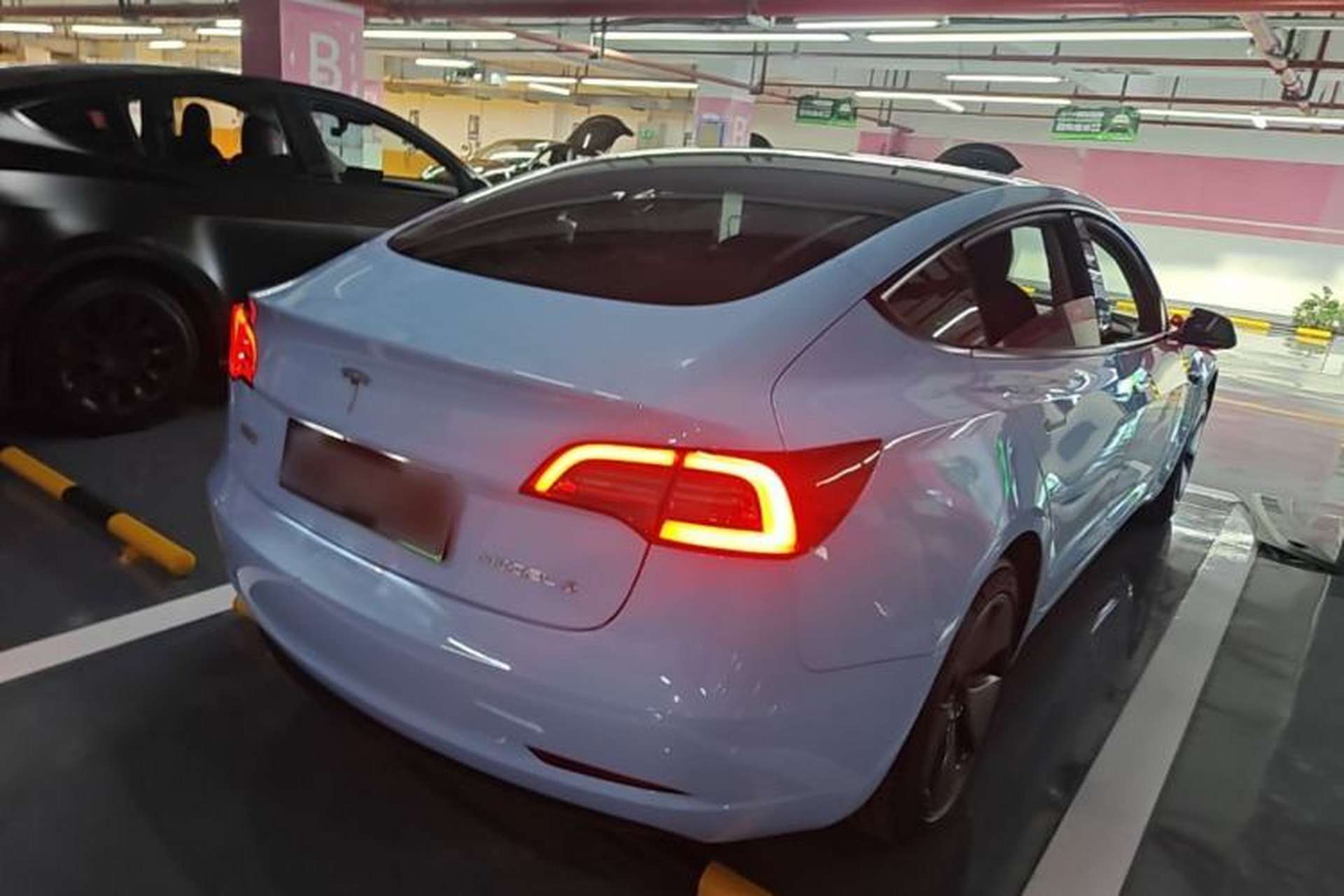 Used Tesla Model 3 2022 Rear-Wheel-Drive Version Rear Right 45 Deg