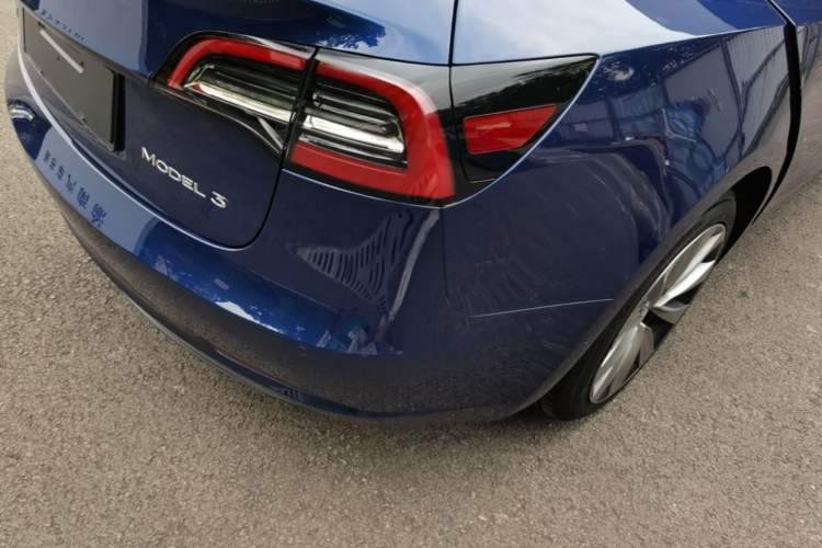 Used Tesla Model 3 2022 Rear-Wheel-Drive Version Right Rear Taillight