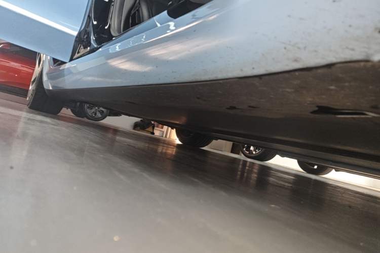 Used Tesla Model 3 2022 Rear-Wheel-Drive Version Right Side Sill