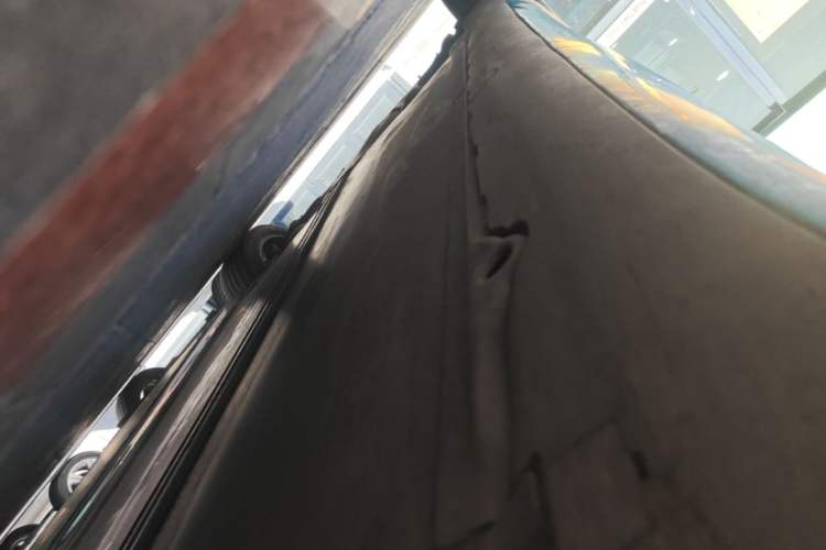 Used Tesla Model 3 2022 Rear-Wheel-Drive Version Right Side Sill
