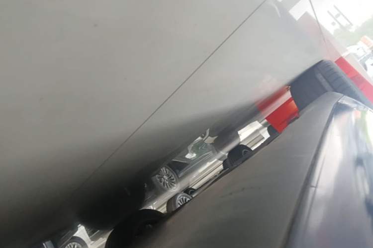 Used Tesla Model 3 2022 Rear-Wheel-Drive Version Right Side Sill