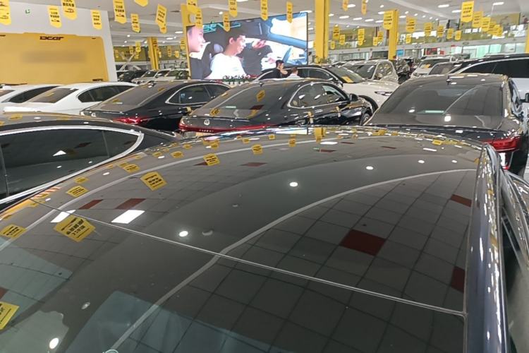 Used Tesla Model 3 2022 Rear-Wheel-Drive Version Roof